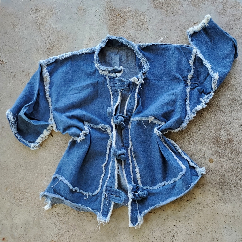 Denim Jacket w Frog Buttons Knot Buttons